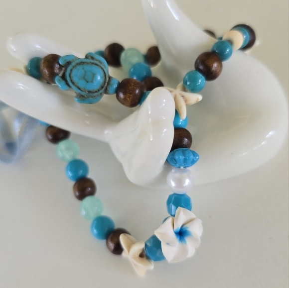 🌴 Luminous Hawaiian Treasures Bracelet Set - Picture 12 of 15